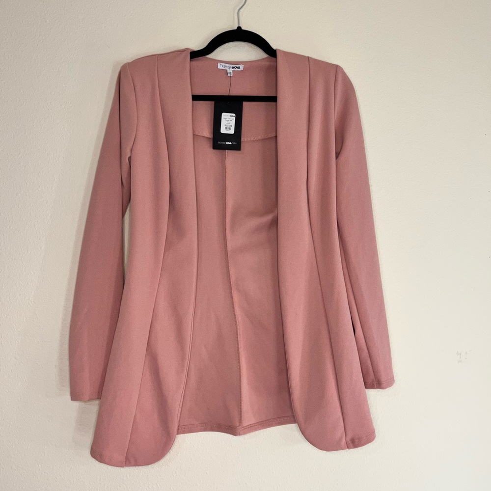 Fashion Nova Slimming Suit Jacket with Inside Shoulder Pads